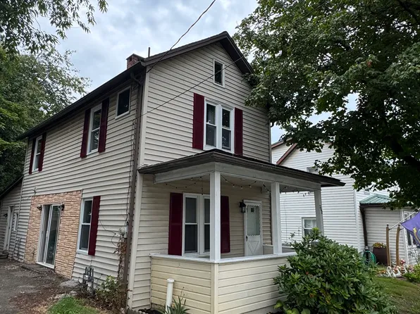 268 S 13th St, Indiana, PA 15701