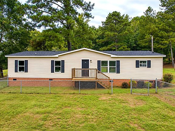 5th image of 129 Angie Dr