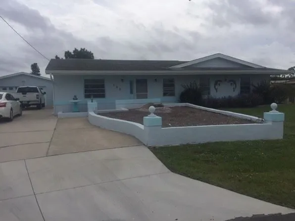 165 Francis Dr, Port Charlotte, FL 33952
