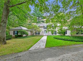 2659 Chagrin River Rd, Hunting Valley, OH 44022
