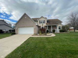 2896 Fox Hollow Ct, Columbus, IN 47203
