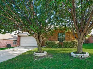 1409 Carrigan Ln, Denton, TX 76207