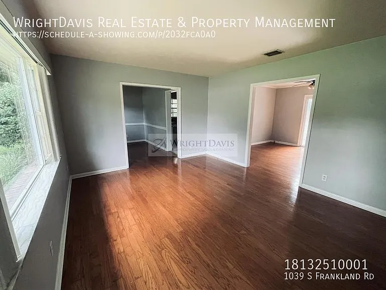 1039 S Frankland Rd — Photo 3