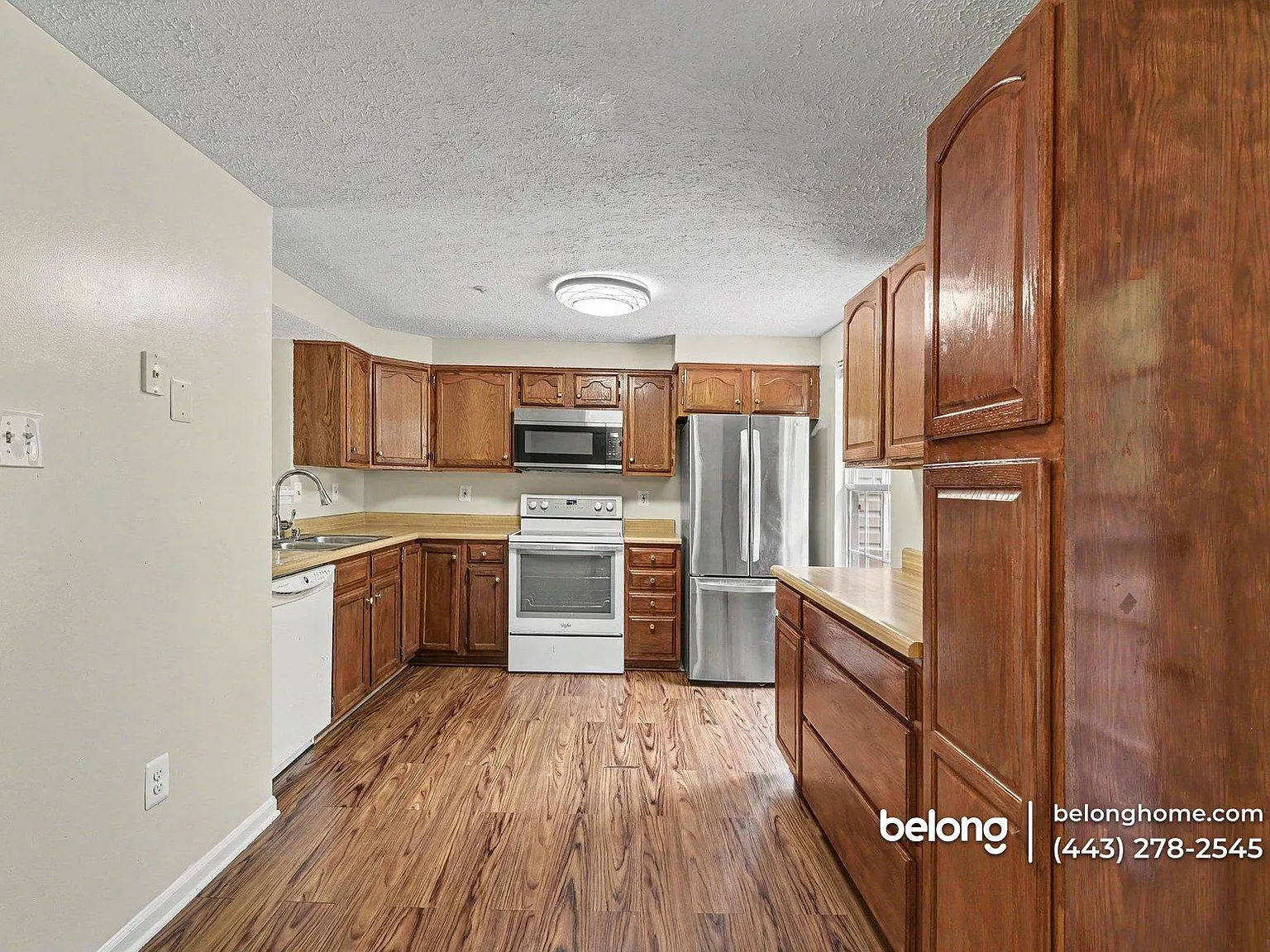 3 bed, 3.5 bath, 1160 sqft, $2,795 — Photo 4