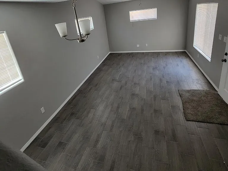 317 Princeton Dr SE — Photo 5