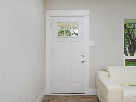 5th image of 339 Oakland Cir NW