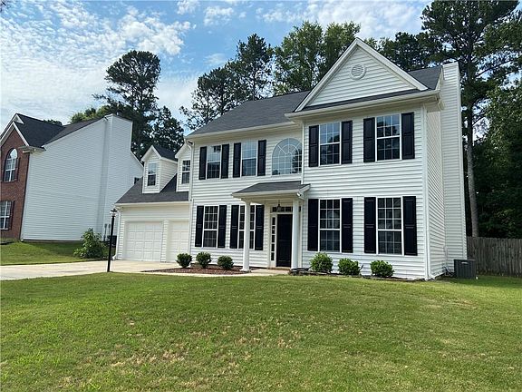 5th image of 185 McIntosh Place Dr