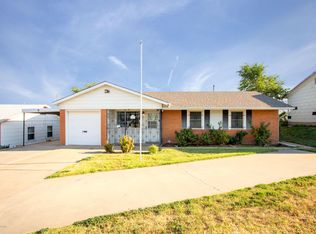 1215 Sycamore St, Amarillo, TX 79107