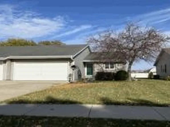 1125 Nantucket Dr, Janesville, WI 53546