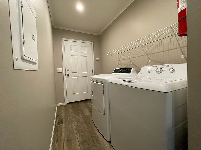 Sunset Ridge — Photo 31