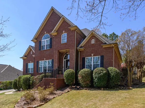 1015 Woodlands Cv, Helena, AL 35080