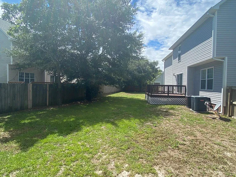 212 Shellbank Dr — Photo 6