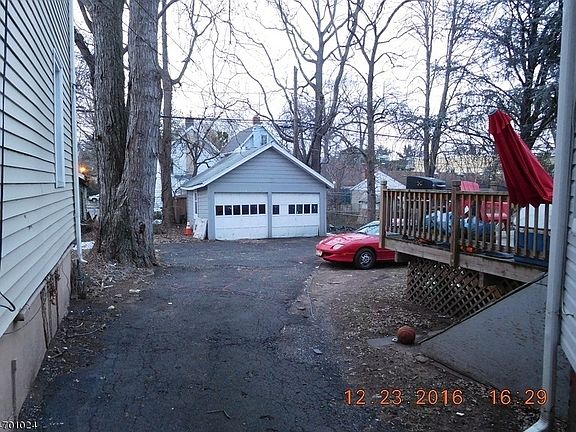 4th image of 237 No Park St