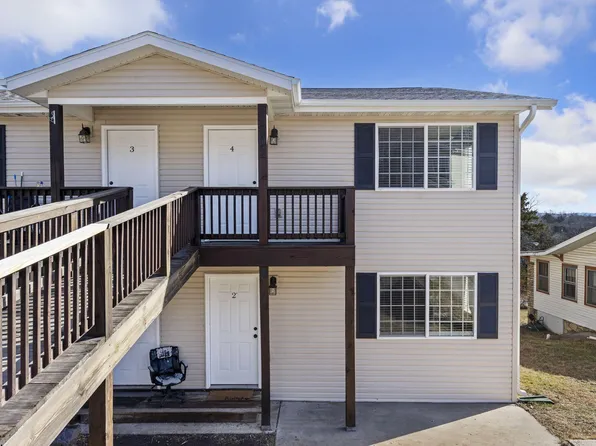 202 Root Street, Hollister, MO 65672