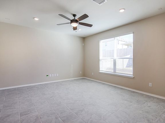2nd image of 1307 Adam Ln