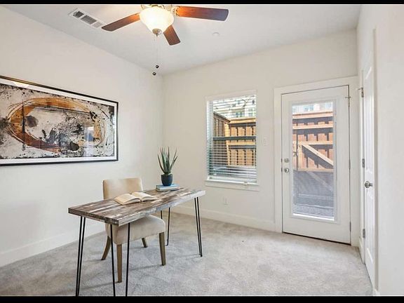 4th image of 104 Samuel St #1