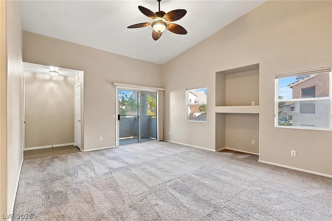 2 bed, 2.0 bath, 1079 sqft, $1,600 — Photo 3