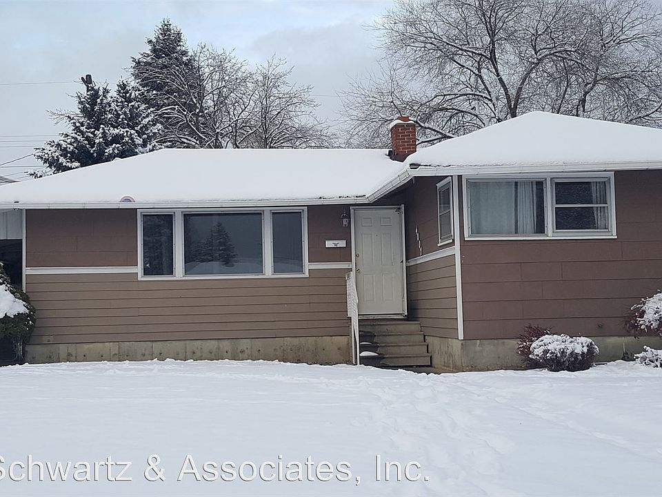 1st image of 4007 E Cleveland Ave