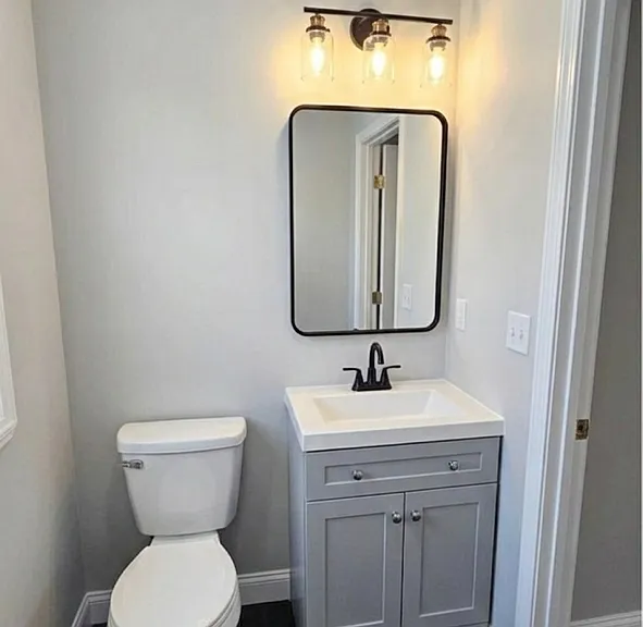 122 Weymouth Rd — Photo 3