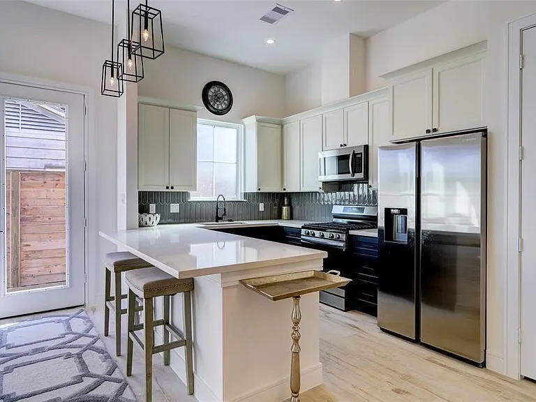 4508 Old Yale St #D — Photo 12