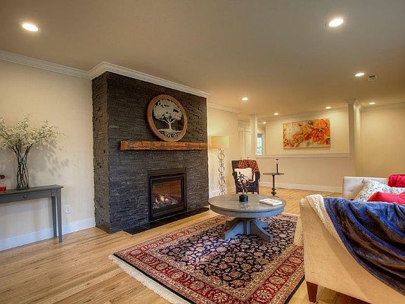 5th image of 4816 N 36th St
