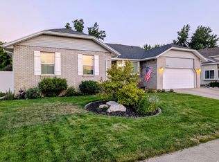 533 W 1850 N, Centerville, UT 84014