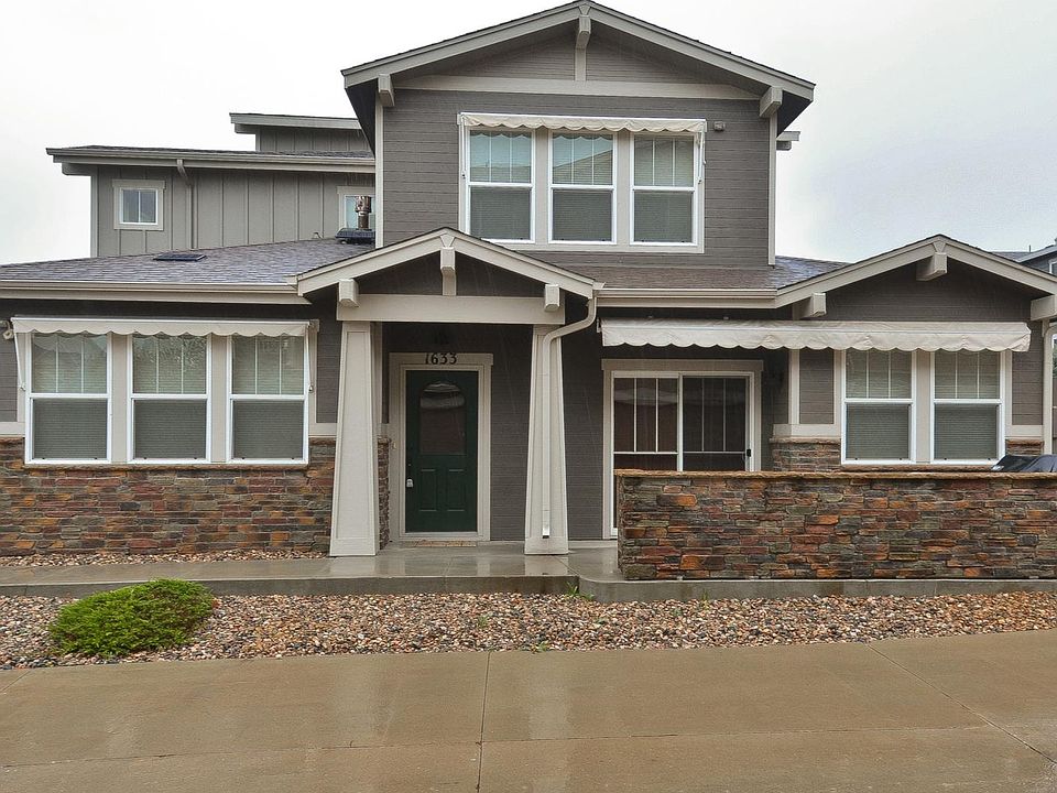 Front view of townhouse