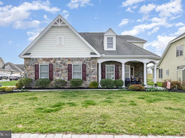 31 Presidents Dr, Mechanicsburg, PA 17050