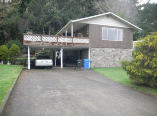 1725 Ivy Ave, Reedsport, OR 97467