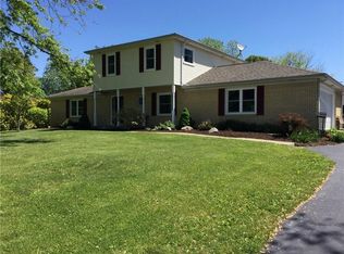 303 N Windswept Rd, Greenfield, IN 46140