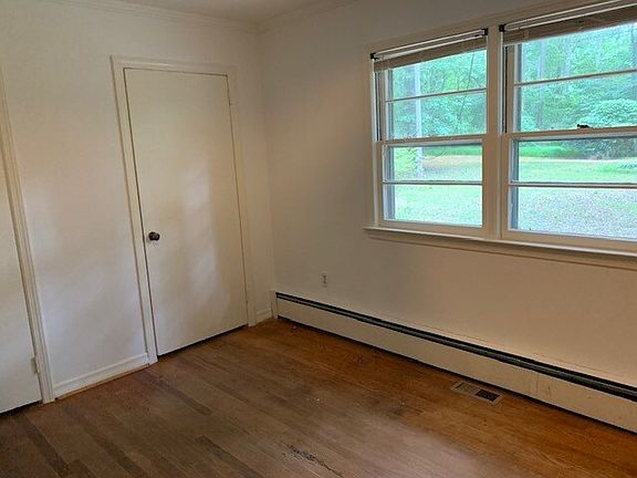 4th image of 103 Gail Ct