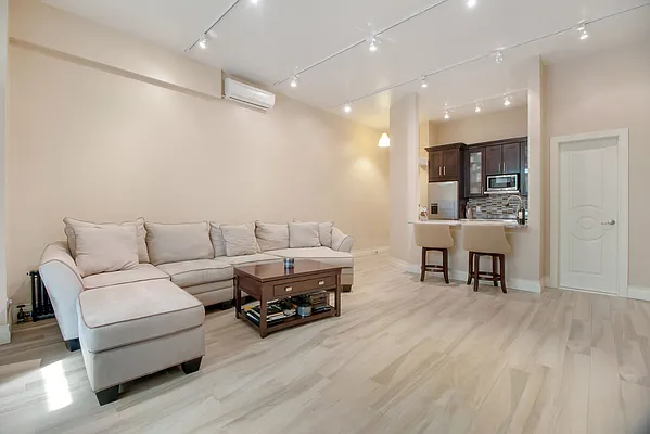 Sold by Highline Residential | media 15