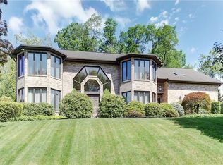 320 Shalimar Ct, Monroeville, PA 15146