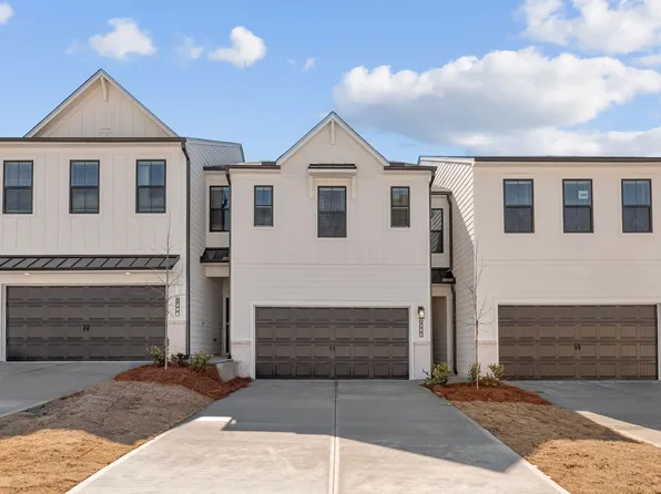 7258 Sherwood Square Dr, Flowery Branch, GA 30542