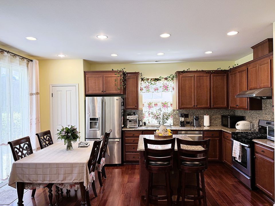 2nd image of 2245 Maidenhair Way