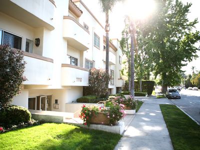 11110 Camarillo St UNIT 103, Toluca Lake, CA, 91602