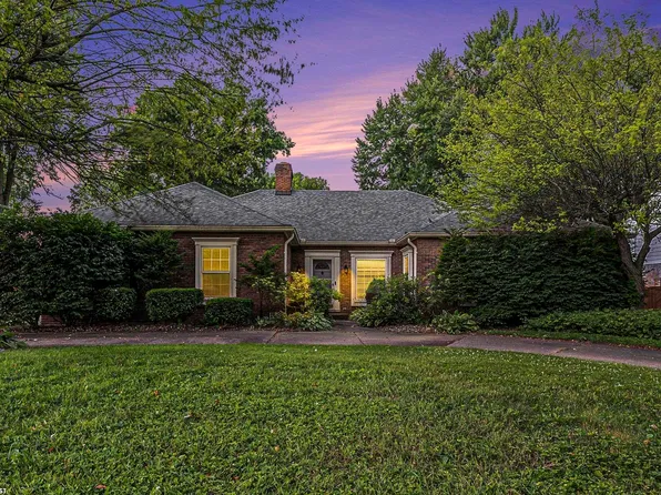 38451 Shana Dr, Clinton Township, MI 48036