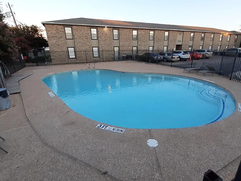 Community pool
