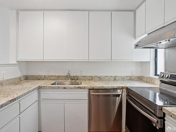 3rd image of 345 Church St APT 2C