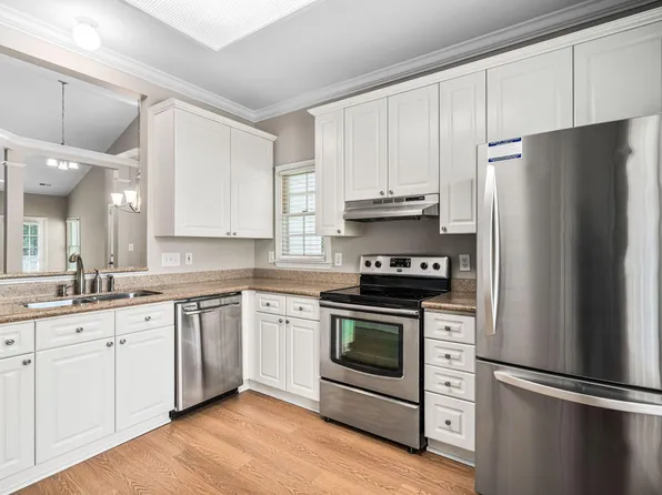 2 Lake Village Dr, Durham, NC 27713