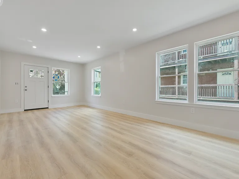 66-68 Cushman Rd #1 — Photo 11