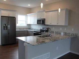 280 W Forevergreen Rd, North Liberty, IA 52317