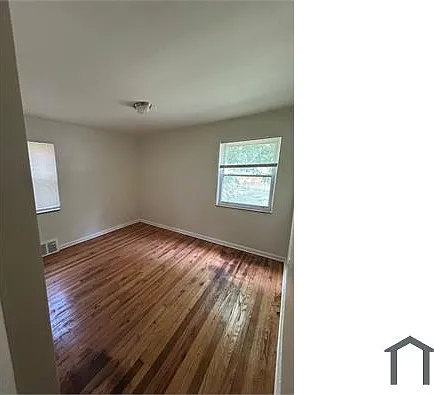 3 bed, $1,595 — Photo 3