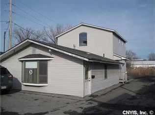 918 Old Liverpool Rd, Liverpool, NY 13088
