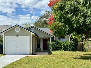 9810 Flynt Cir, Orlando, FL 32825