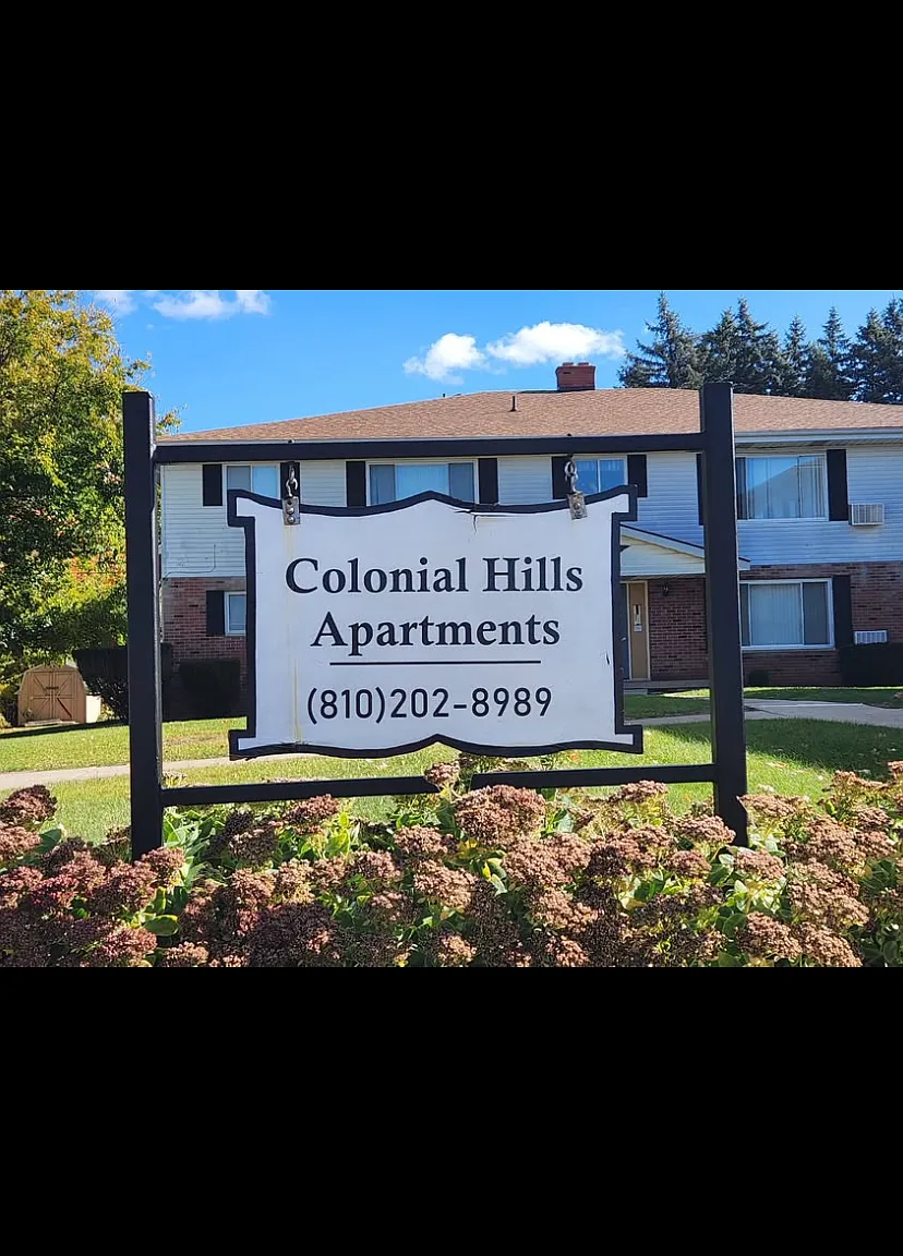 2 bed, 900 sqft, $905 — Photo 1