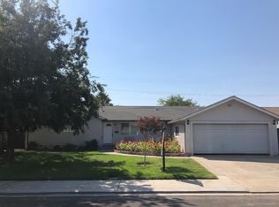 225 Flores Ave, Manteca, CA 95336