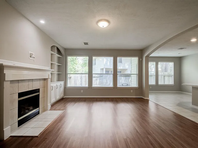 115 W Burberry Cir — Photo 5
