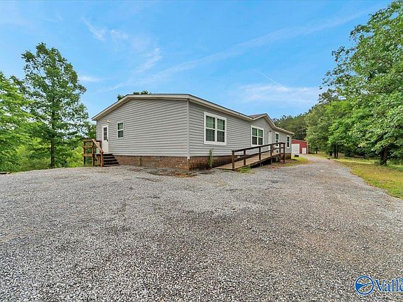 2nd image of 1753 Mill Creek Rd