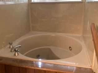 518 Garland Ct, Norman, OK 73072